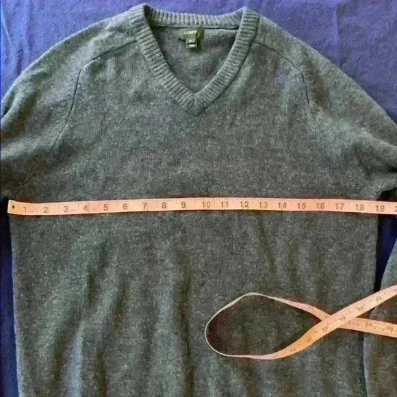 Jcrew Lambswool v-neck sweater in heathered blue - Picture 3 of 7